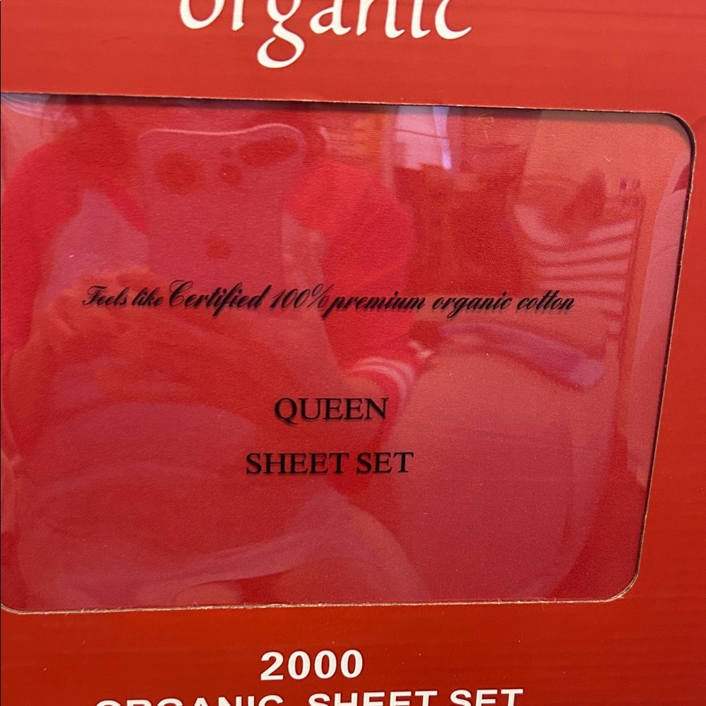 Organic Red Queen Sheet Set
